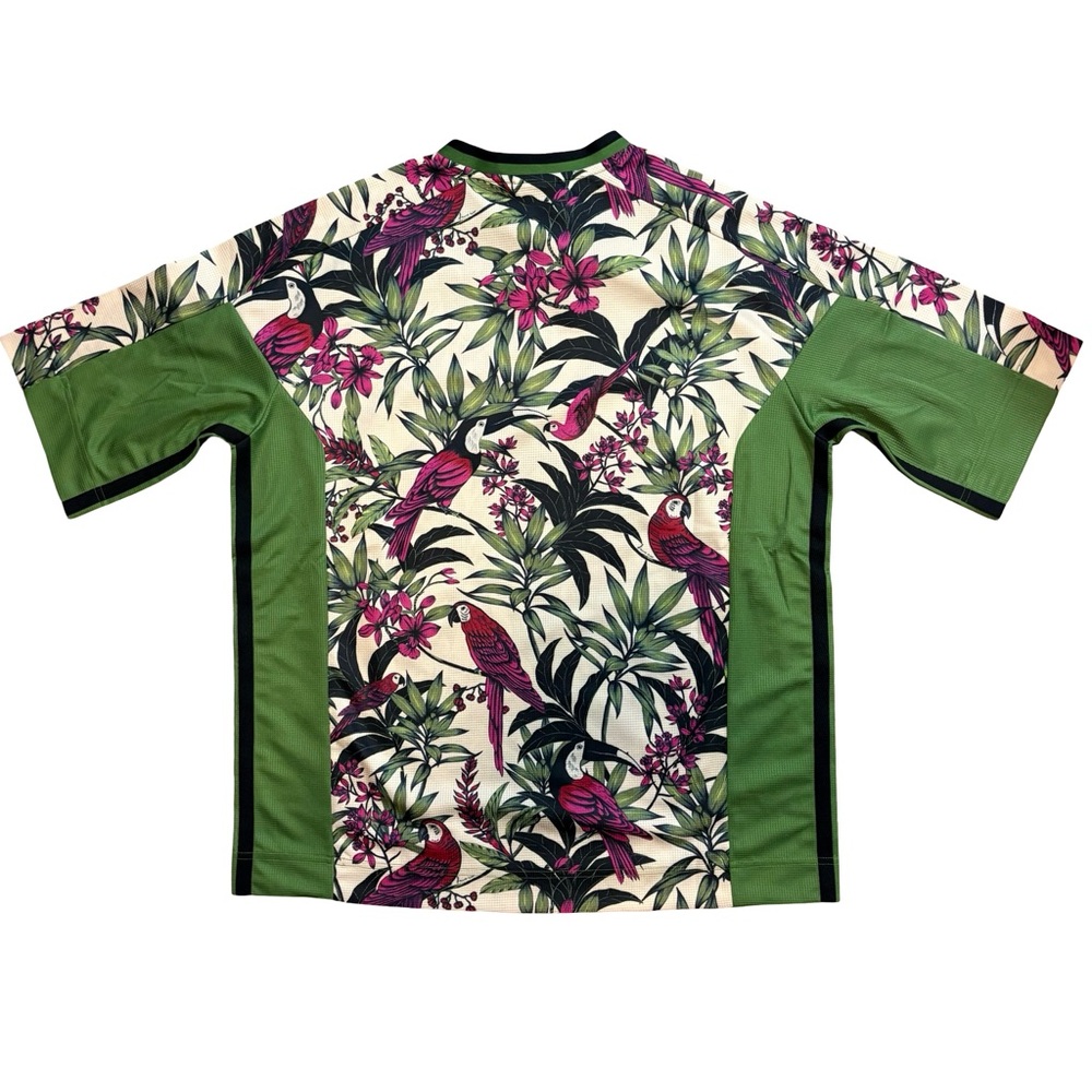 NWT adidas Women's x FARM Rio Premium T-Shirt Green/White/Pink Sz M - Picture 2 of 10